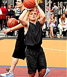 Filename=013.jpg
Filesize=934KiB
Dimensions=1999x3000
Date added=Aug 20, 2012 013.jpg