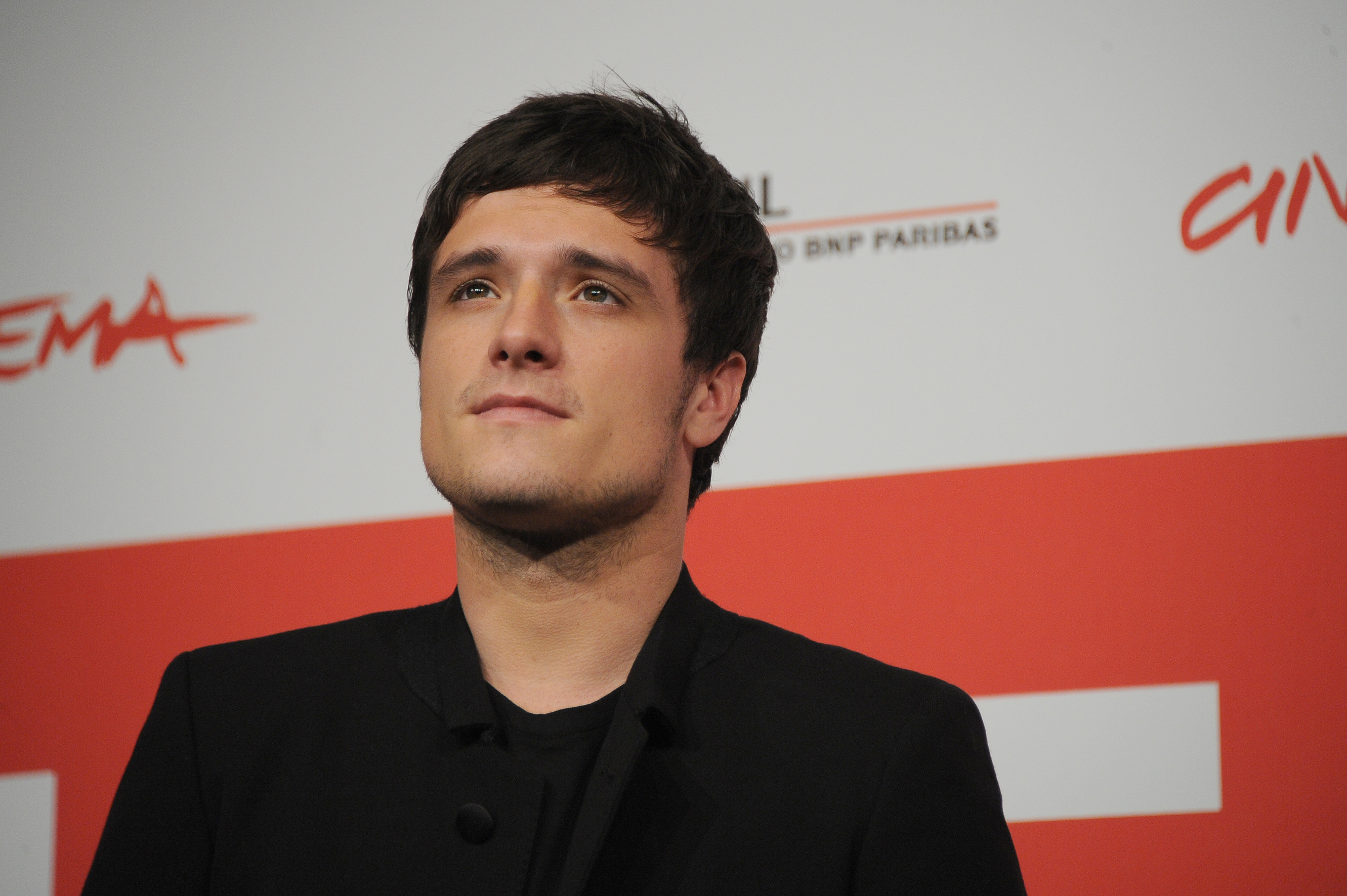 Catching_Fire_Rome_Photocall.jpg Catching_Fire_Rome_Photocall.jpg