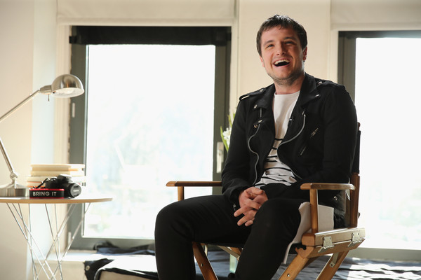 jhs001.jpg jhs001.jpg