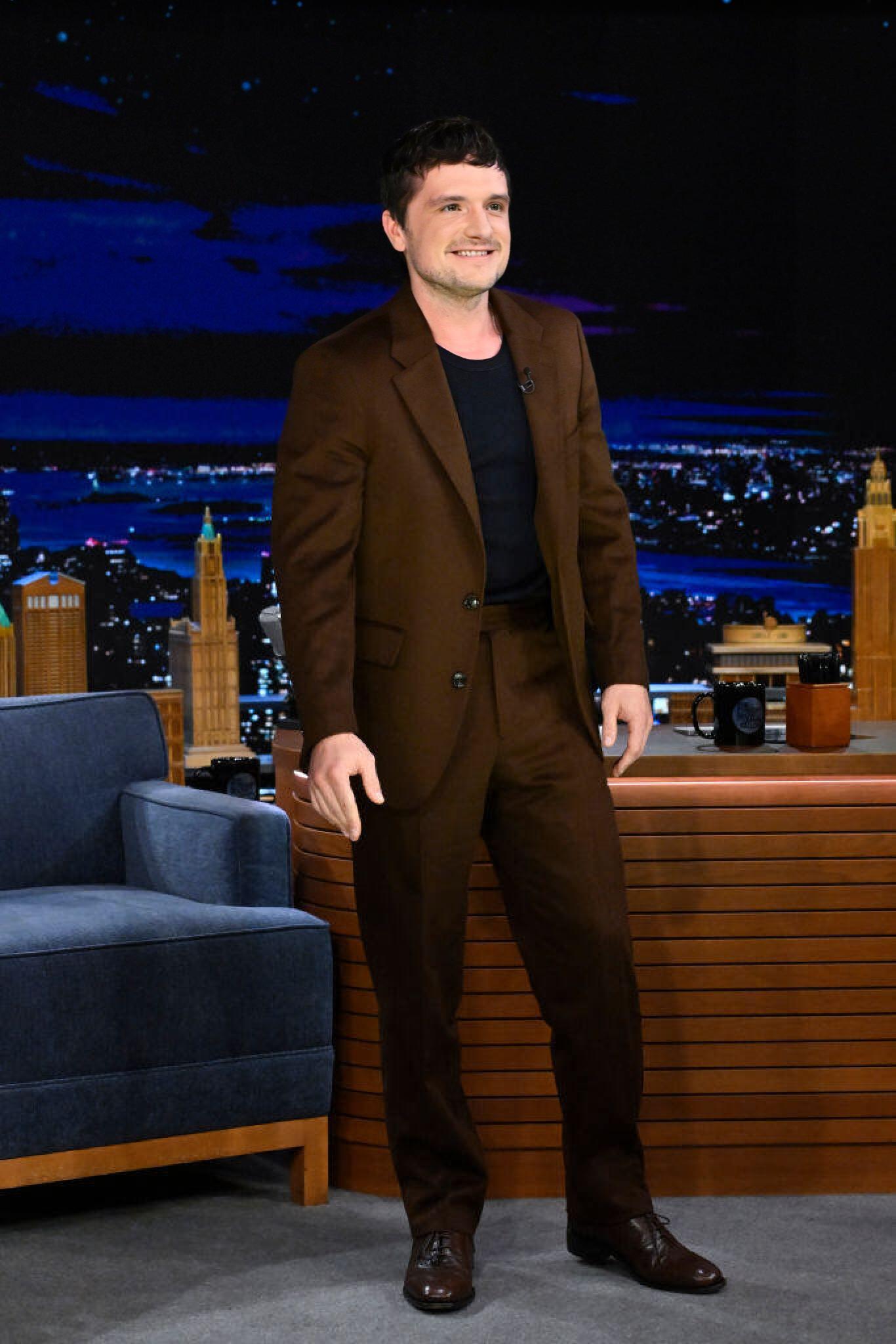 simplyjoshhutcherson-004.jpg